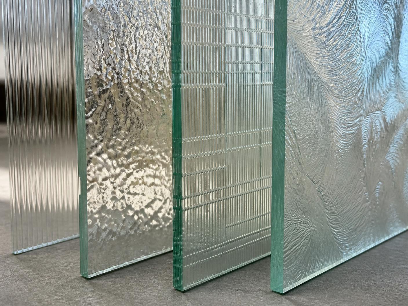 Échantillons de verres texturés décoratifs